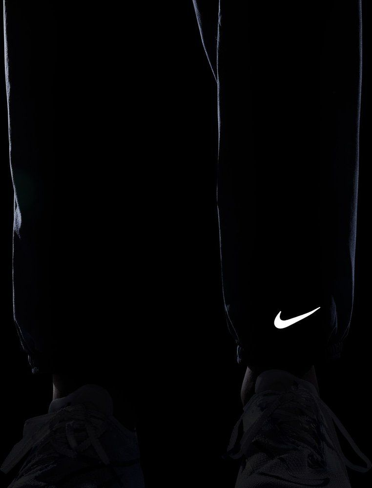 NIKE Kinder Hose B NK DF MULTI PANT ESSNTL