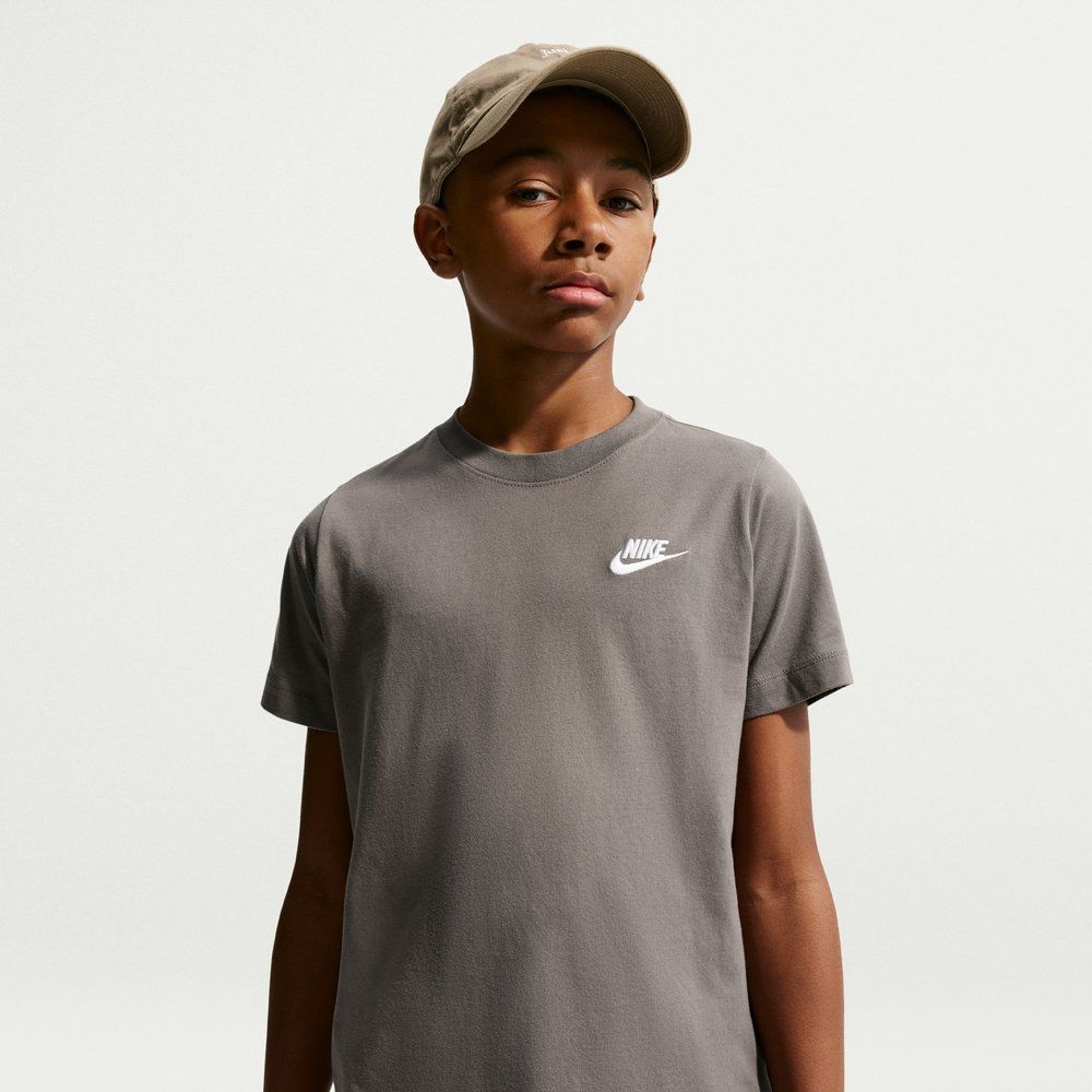 NIKE Kinder Kapuzensweat K NSW TEE EMB FUTURA LBR