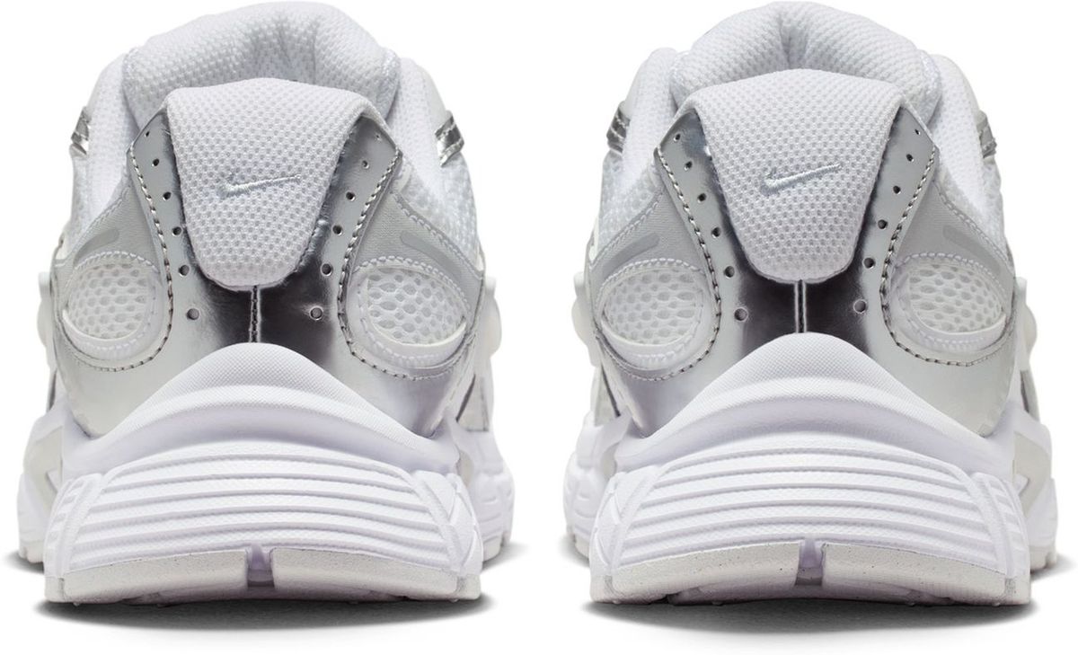 NIKE Damen Freizeitschuhe W V5 RNR