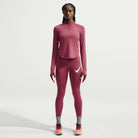 NIKE Damen T-Shirt W NK TEMPO DF HZ TP