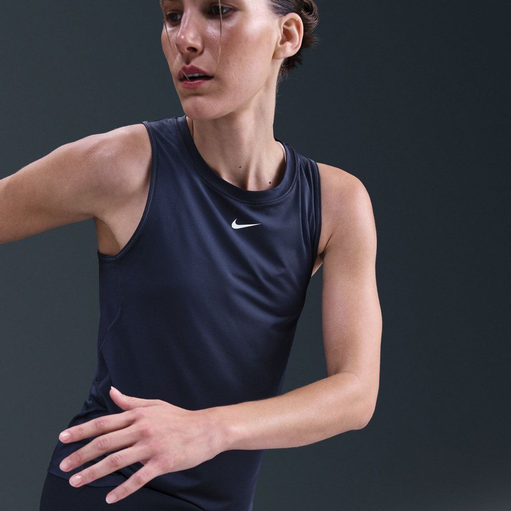 NIKE Damen Shirt One Classic