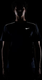 NIKE Herren T-Shirt Miler
