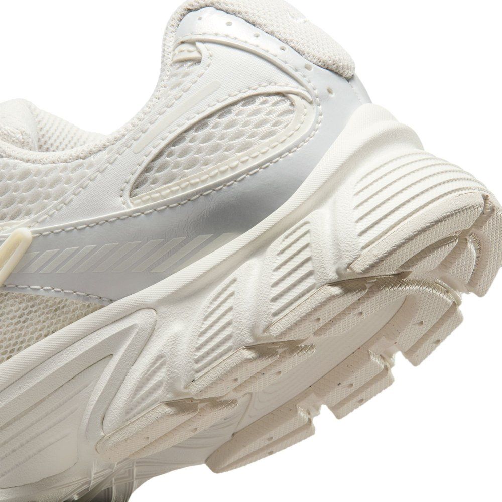 NIKE Damen Freizeitschuhe W V5 RNR