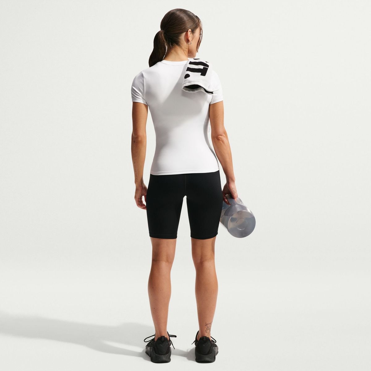 W NK ONE FITTED SS TOP