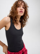 JXFRIDA SL U-NECK TOP JRS NOOS