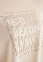 Shirt mit Schmucksteinen