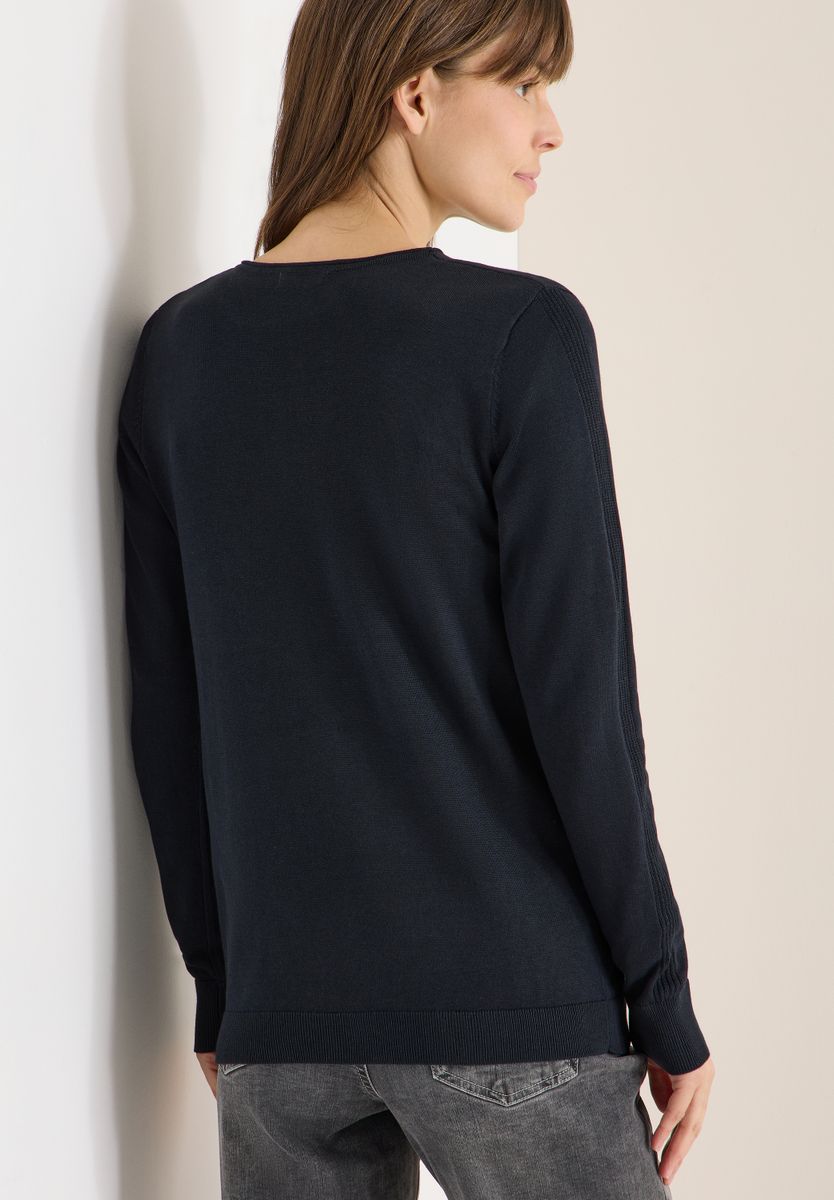 Basic Pullover