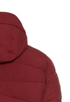 Winterjacke mit abnehmbarer Kapuze