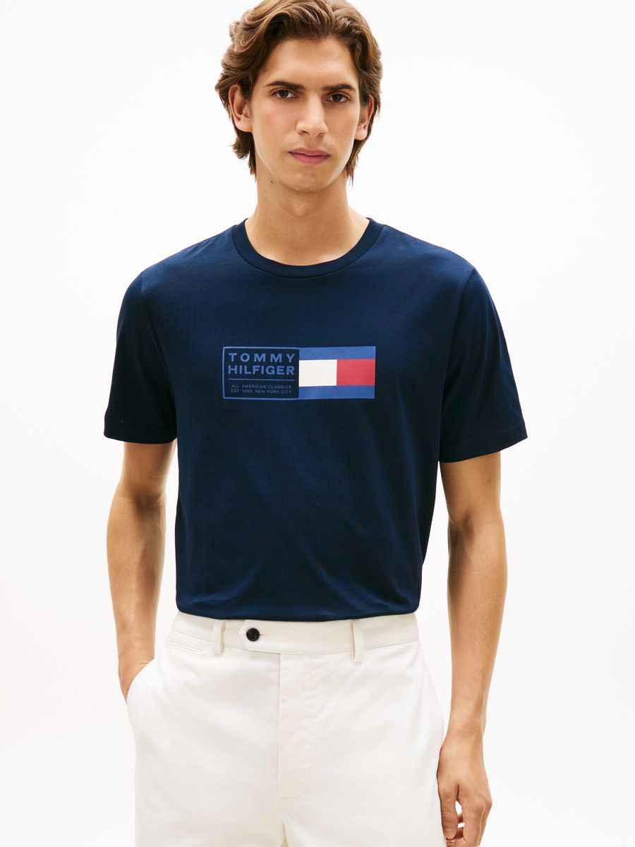 BRAND LOVE TEXT BOX TEE