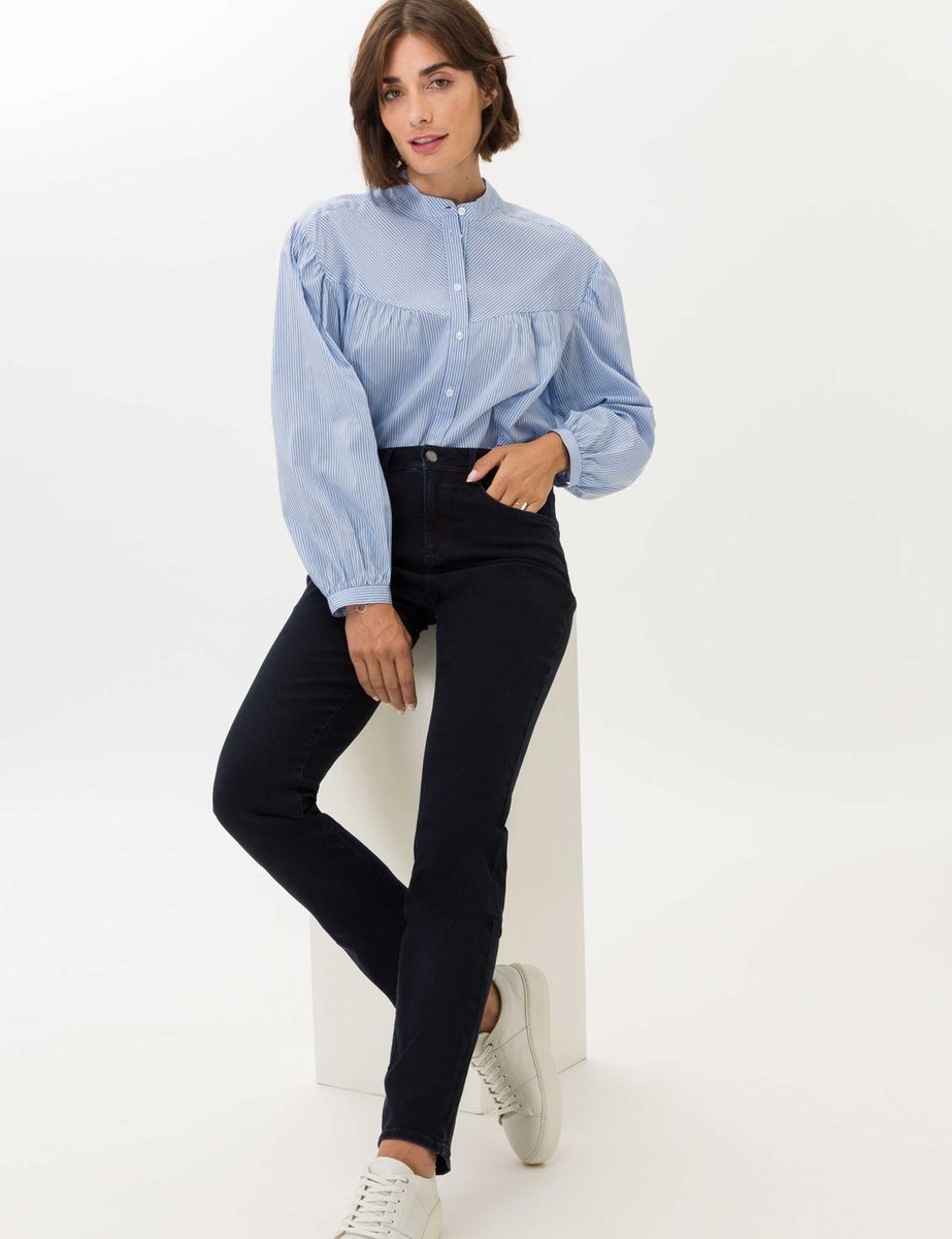 STYLE.CAROLA