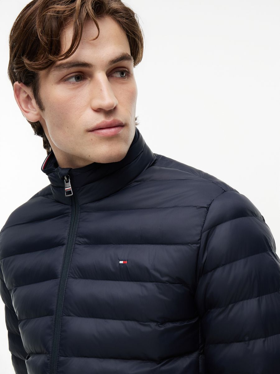 CORE PACKABLE RECYCLED JACKET
