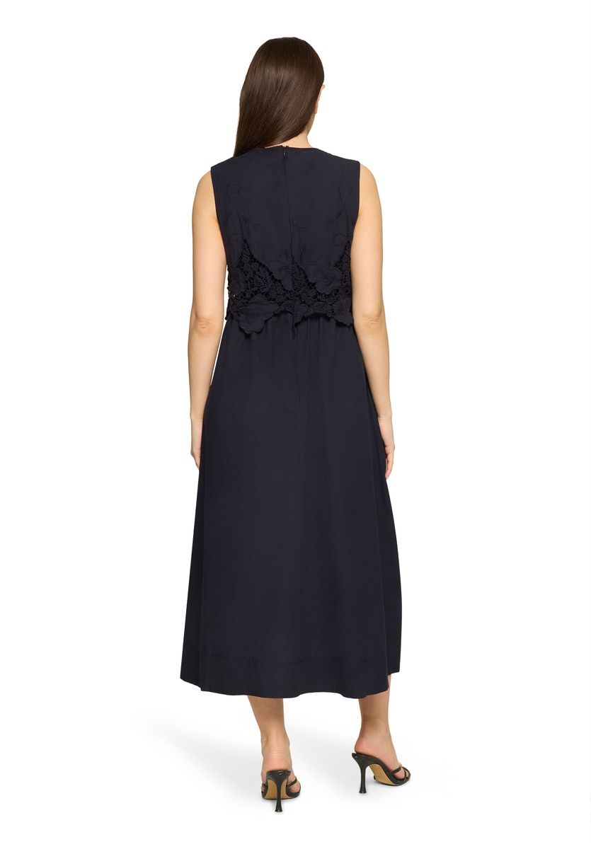 Kleid Lang ohne Arm