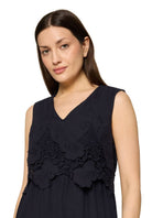 Kleid Lang ohne Arm