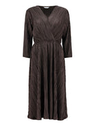 Dress Ly44nn