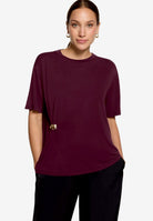 T-Shirt   mit Schnalle
