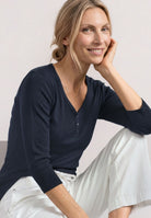 3/4-Arm Shirt mit Knopfdetail