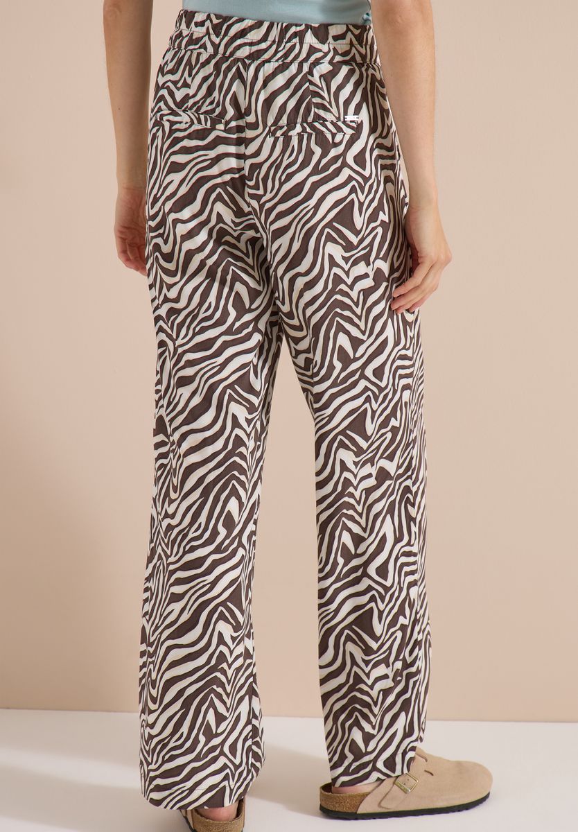 Straight Leg Hose mit Zebraprint