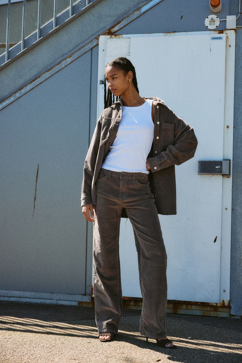 NMYOLANDA MW WIDEJEANS CORDUROY NOO