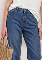 High Waist Barrel Leg Jeans im Loose Fit