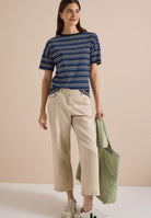 T-Shirt mit Multicolor Streifen