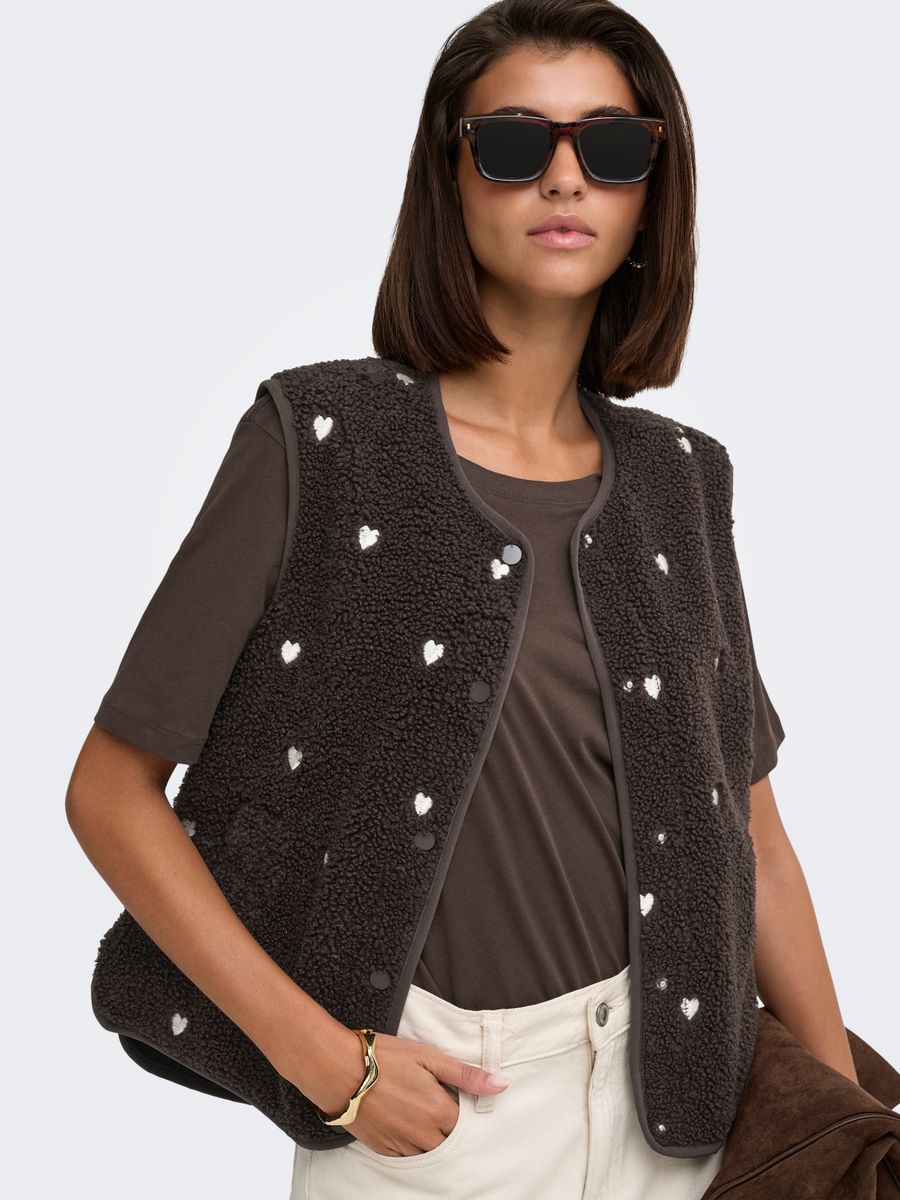 JDYSIMINA TEDDY HEART EMB WAISTCOAT OTW