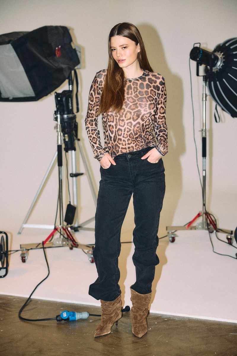 NMJUDITH L/S MESH TOP BG NOOS