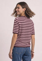 Kurzarm Pullover mit Rundhals und Streifen