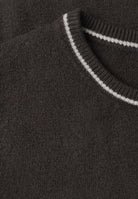 Kurzarm Pullover mit Kontrastdetail
