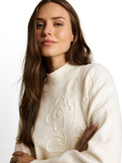 Oversize Cosy Strickpullover mit Blumen-Stickerei