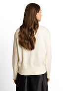 Oversize Cosy Strickpullover mit Blumen-Stickerei