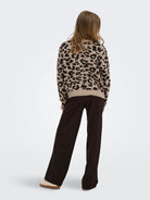 KOGDORA LIFE LEO L/S O-NECK KNT