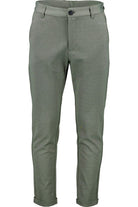 Superflex knitted cropped pant