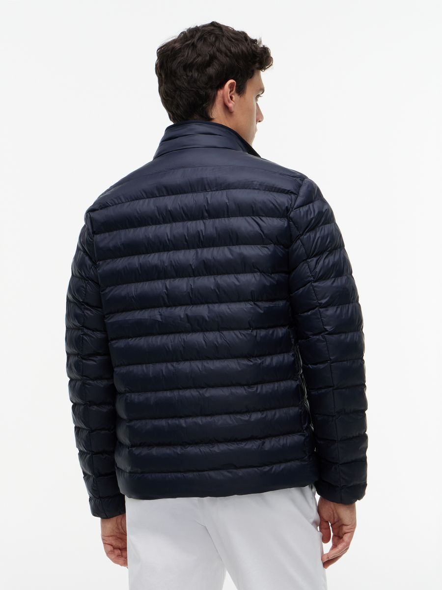 CORE PACKABLE RECYCLED JACKET