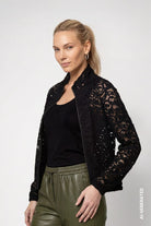 Strickjacke mit Spitze