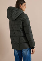 Puffer-Jacke in Midi-Länge mit Kapuze