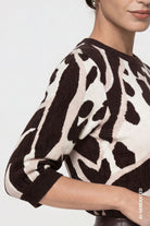 Strickpullover mit Leo-Tiger-Mustermischung
