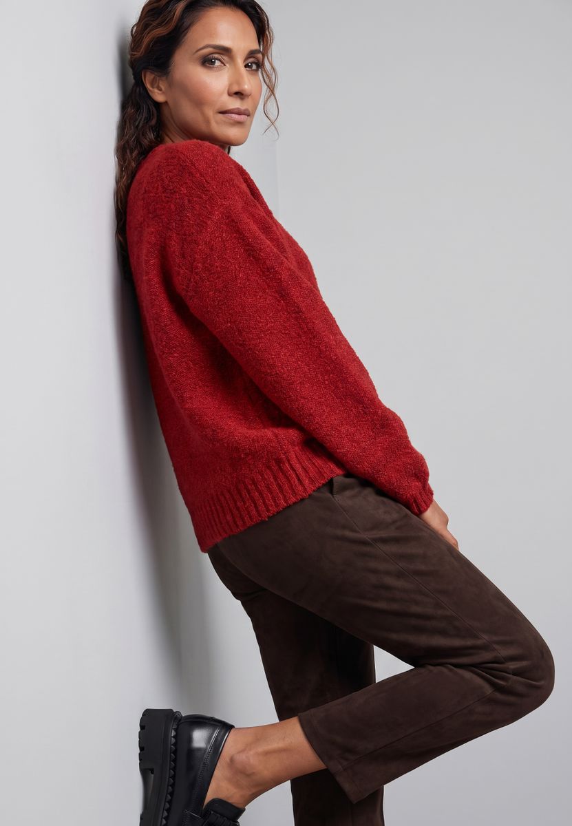 Pullover Long Sleeves