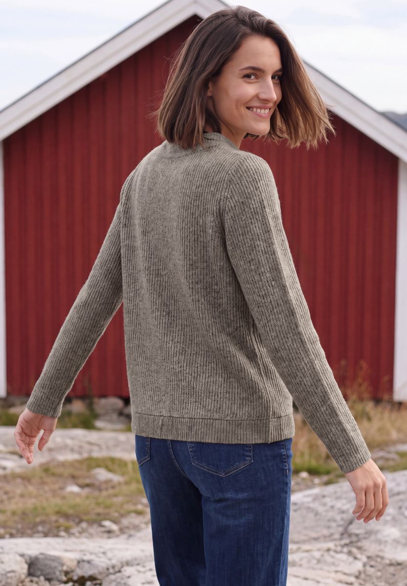 Shirt in Rippstruktur mit Funnel Neck