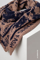 Schal mit Jacquard-Muster