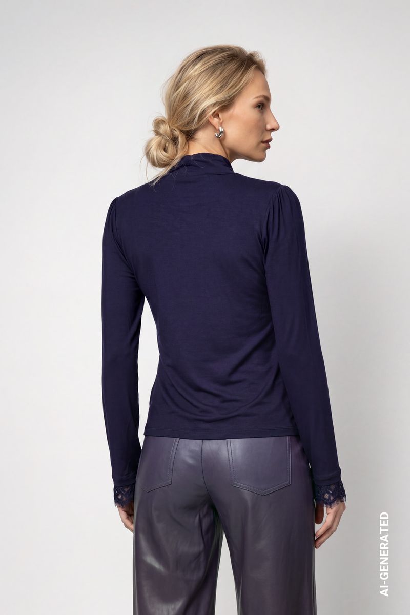 Rollkragenshirt mit Spitze