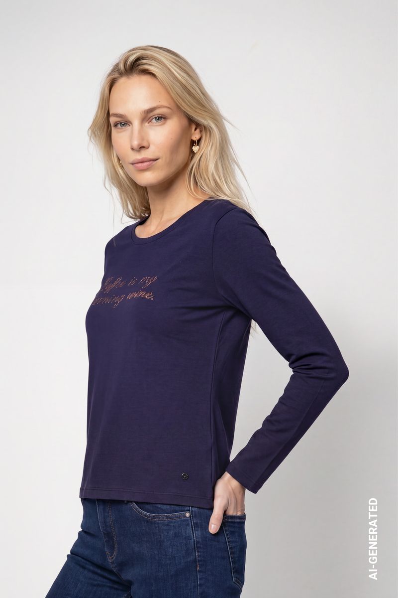 Langarmshirt mit Strassschriftzug