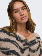 JDYCECILIE L/S ON ANIMAL PULLOVER KNT