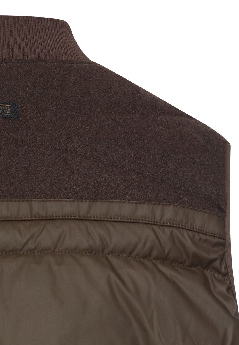 Gefütterte Weste mit aufgesetzen Taschen
