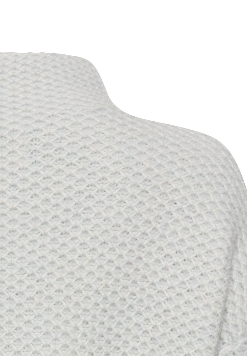Strickpullover mit überschnittenen Schultern