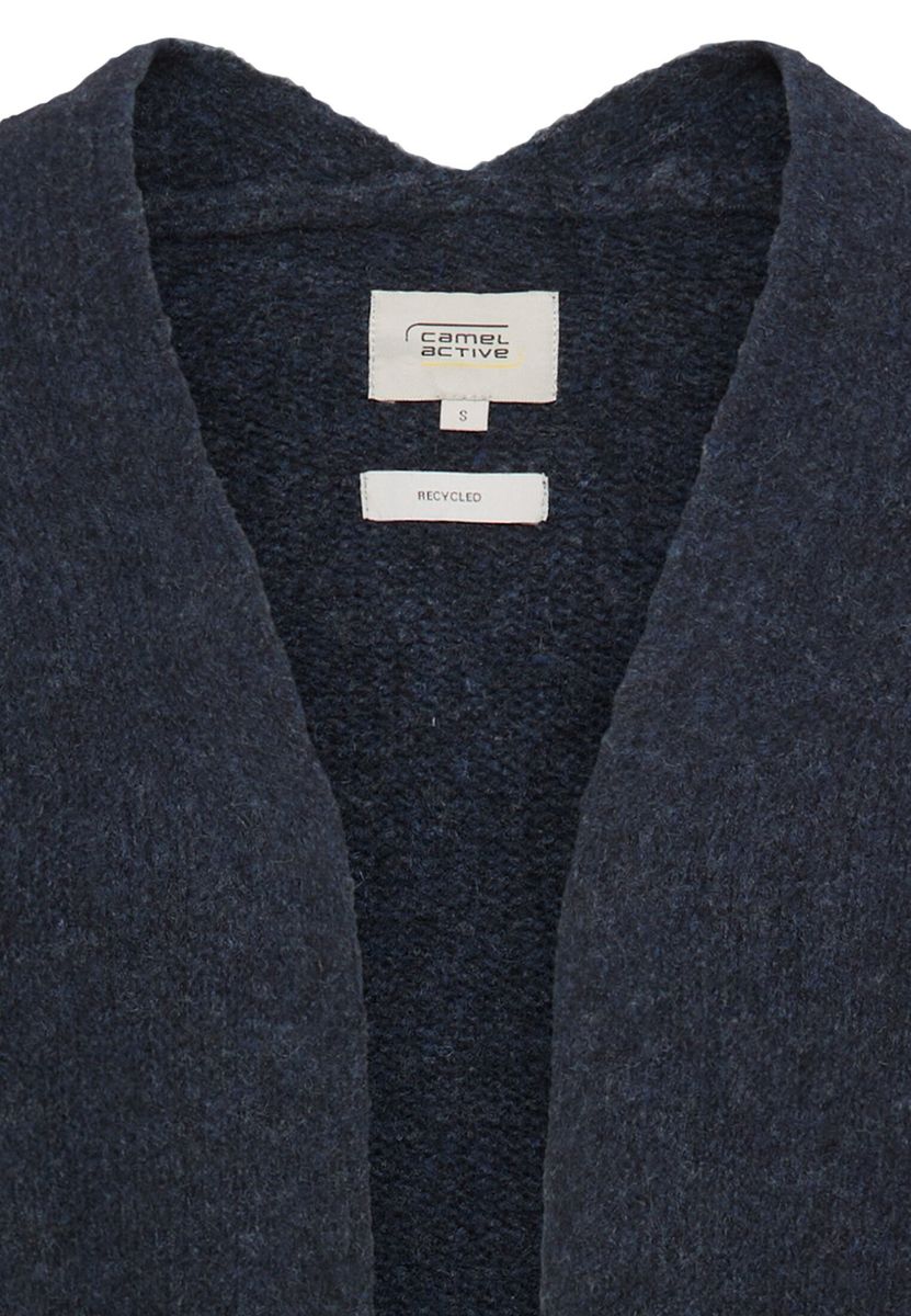 Strickjacke mit aufgesetzten Taschen