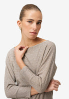 Glitzer-Shirt mit U-Boot Ausschnitt