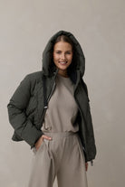 Kurze
Fakedown-Rainwearjacke
